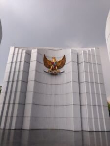 AI Memperkuat Kemitraan UMKM dengan Pemerintah Indonesia untuk Hilirisasi, Politik, dan Ekonomi Digital